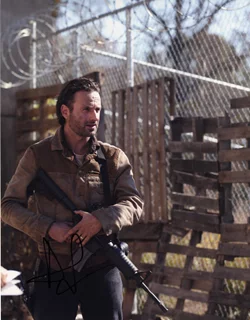 Andrew Lincoln autograph