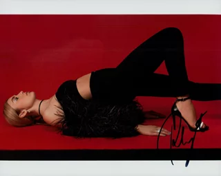 Peyton Roi List autograph