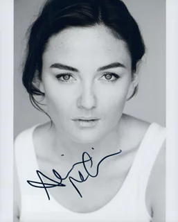 Alison McGirr autograph
