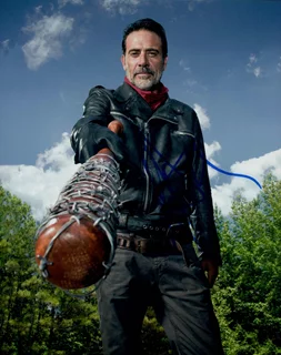 Jeffrey Dean Morgan autograph
