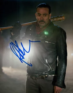 Jeffrey Dean Morgan autograph