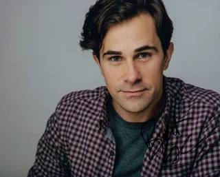 Brett Ryback autograph