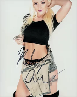 Kelsey Turner autograph