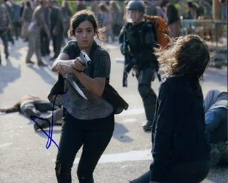 Alanna Masterson autograph