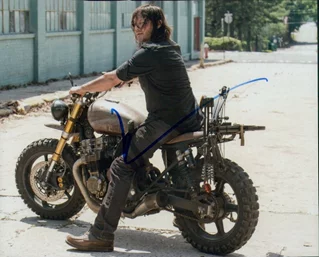 Norman Reedus autograph