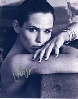 Jennifer Garner autograph