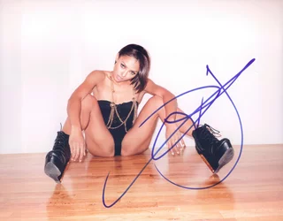 Katerina Graham autograph