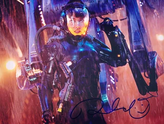 Rinko Kikuchi autograph