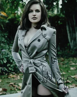Elisabeth Moss autograph
