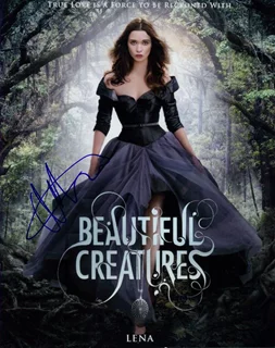 Alice Englert autograph