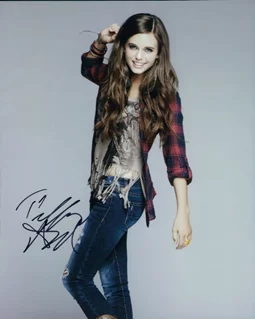 Tiffany Alvord autograph