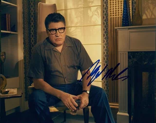 Alfred Molina autograph