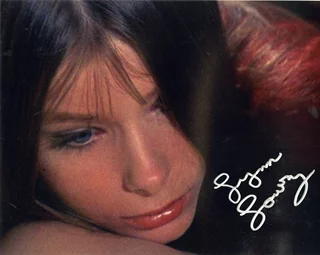 Lynn Lowry autograph