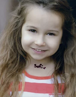 Sofie Taylor autograph