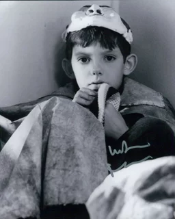 Lukas Haas autograph