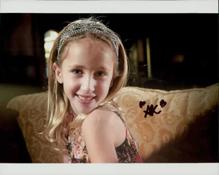 Ava Kolker autograph