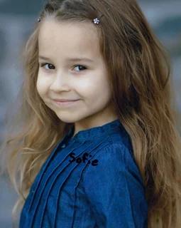 Sofie Taylor autograph