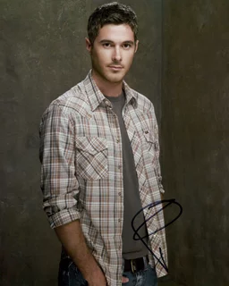 Dave Annable autograph