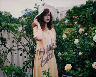 Cheyenne Benton autograph