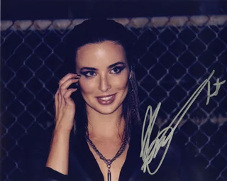 Ashleigh Brewer autograph