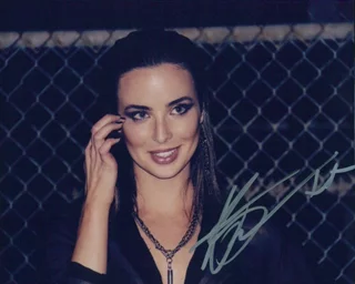 Ashleigh Brewer autograph