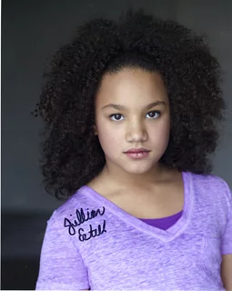 Jillian Estell autograph