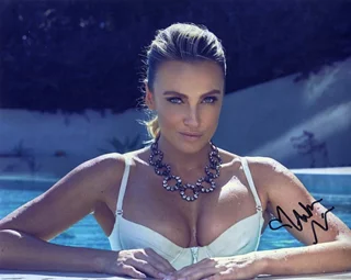 Amber Nichole Miller autograph