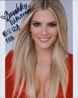 Sarah Rose Summers autograph