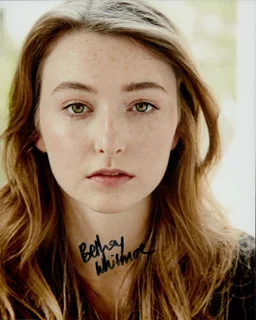 Bethany Whitmore autograph