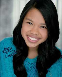 Nikki Castillo autograph