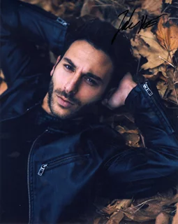 Jake Hunter autograph