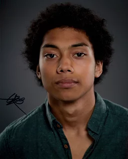 Chance Perdomo autograph