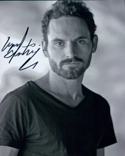 Kipan Rothbury autograph