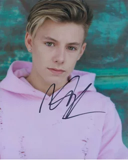 Mackenzie Sol autograph