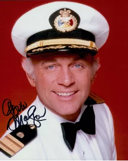 Gavin MacLeod autograph