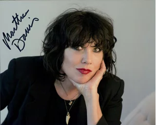 Martha Davis autograph