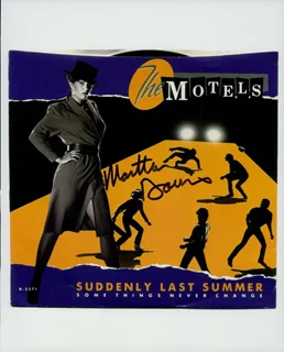 Martha Davis autograph