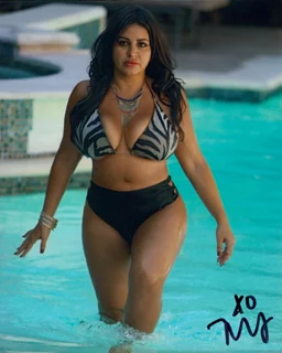 Mercedes Javid autograph