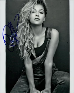 Andrea Russett autograph
