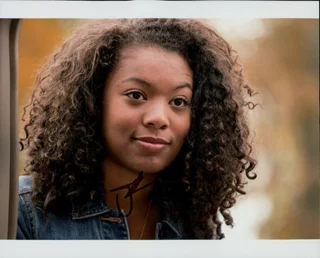 Jaz Sinclair autograph