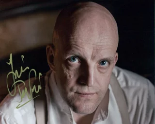 Jim Tavare autograph