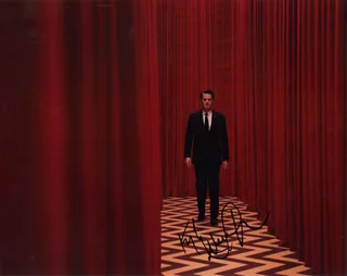 Kyle MacLachlan autograph