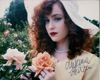 Cheyenne Benton autograph