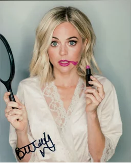 Brittany Ross autograph