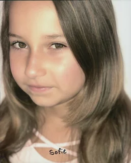 Sofie Taylor autograph