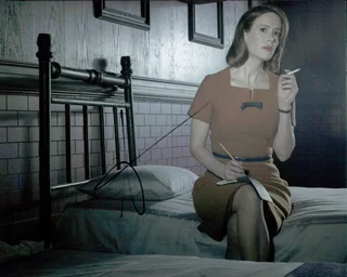 Sarah Paulson autograph