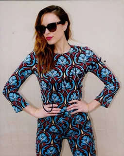 Jessica McNamee autograph