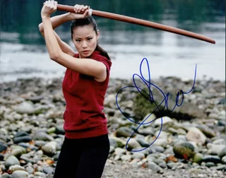 Jamie Chung autograph