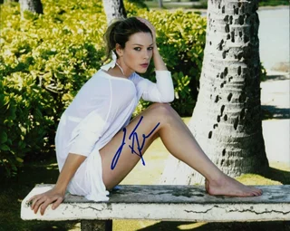 Lauren German autograph