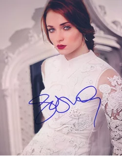 Sophie Turner autograph